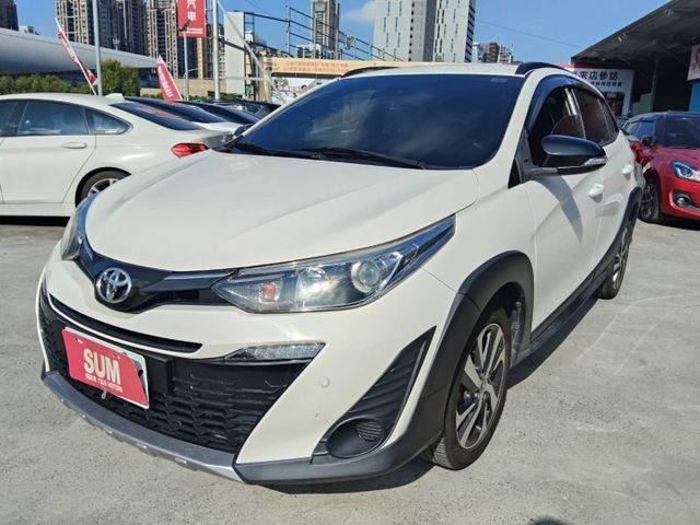 【全場認證五大保固】認證車 Yaris Crossover僅跑7萬 6安囊 CarPlay 原廠保養 倒車影像  原鈑件  第3張相片