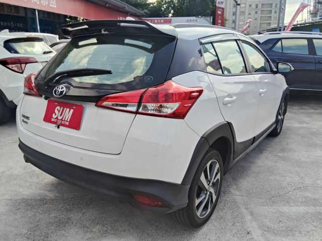 【全場認證五大保固】認證車 Yaris Crossover僅跑7萬 6安囊 CarPlay 原廠保養 倒車影像  原鈑件  第13張相片