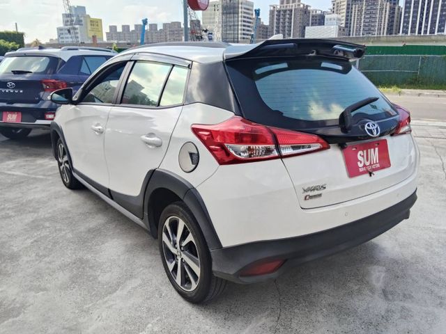 【全場認證五大保固】認證車 Yaris Crossover僅跑7萬 6安囊 CarPlay 原廠保養 倒車影像  原鈑件  第15張相片
