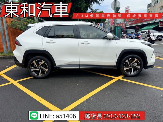 可全貸~頂級潮玩版~8安~電尾門~ACC~盲點~數位儀表~  第9張相片