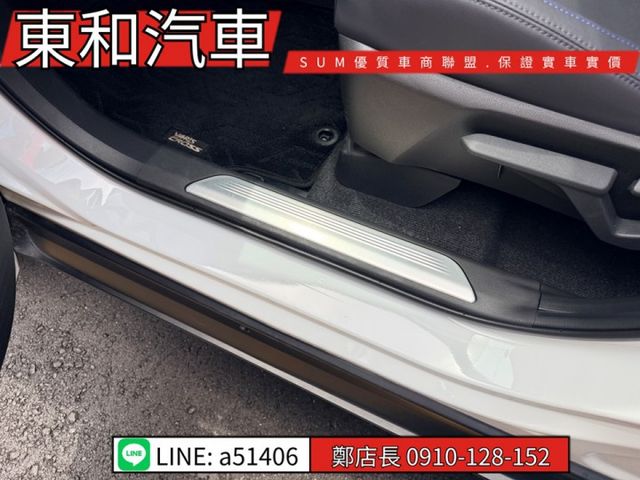 可全貸~頂級潮玩版~8安~電尾門~ACC~盲點~數位儀表~  第18張相片