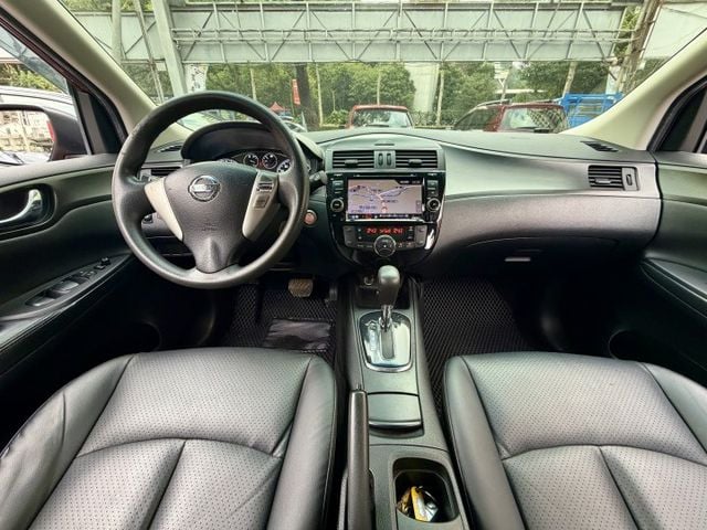 ✓新手代步 ✓掀背小車 ✓省油通勤首選 ✓車室空間寬敞 ✓CVT順暢好開  第11張相片