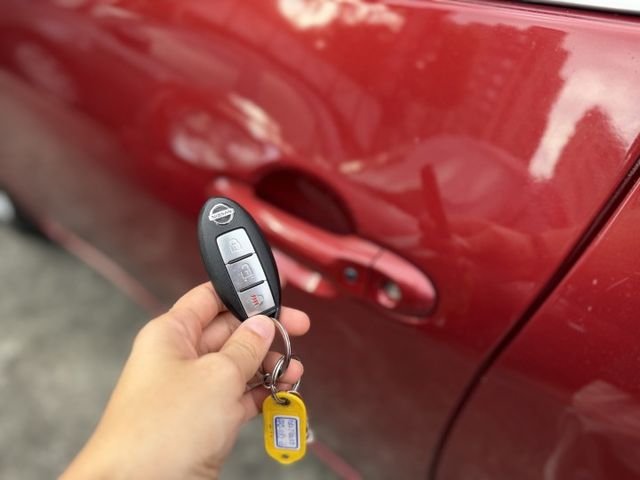 ✓新手代步 ✓掀背小車 ✓省油通勤首選 ✓車室空間寬敞 ✓CVT順暢好開  第12張相片