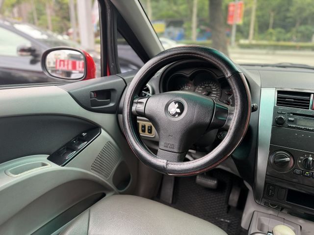 ✓十萬內代步車 ✓機車價 ✓無待修  第3張相片
