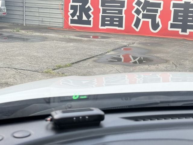智行旗艦版  恆溫  I-KEY  360度環景  里程保證3萬km 全車原鈑件  第11張相片