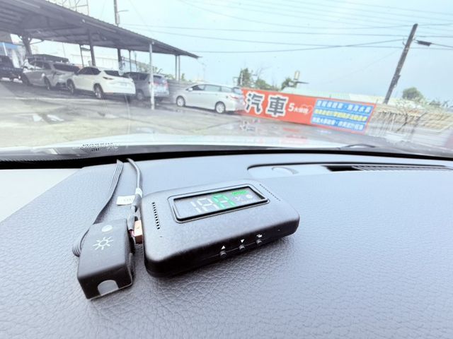 旗艦版  恆溫 I-KEY  里程保證7萬9km  全車原鈑件  歡迎賞車試乘  第11張相片
