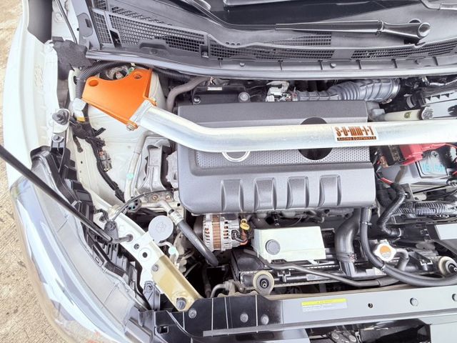 旗艦版  恆溫 I-KEY  里程保證7萬9km  全車原鈑件  歡迎賞車試乘  第19張相片