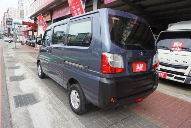 (稀有自排) 2024年 菱利客貨兩用車 / 100%全車原鈑件 / 零頭款.可全額貸款  第5張相片