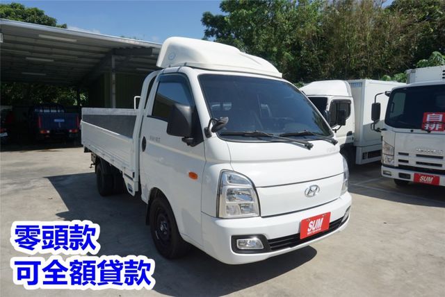 (附2.5尺尾門) 2021年現代小霸王貨車.附4路行車紀錄器 / 全車水噹噹. 零頭款.可全額貸款  第4張相片