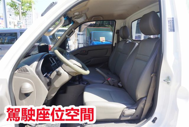 (附2.5尺尾門) 2021年現代小霸王貨車.附4路行車紀錄器 / 全車水噹噹. 零頭款.可全額貸款  第12張相片