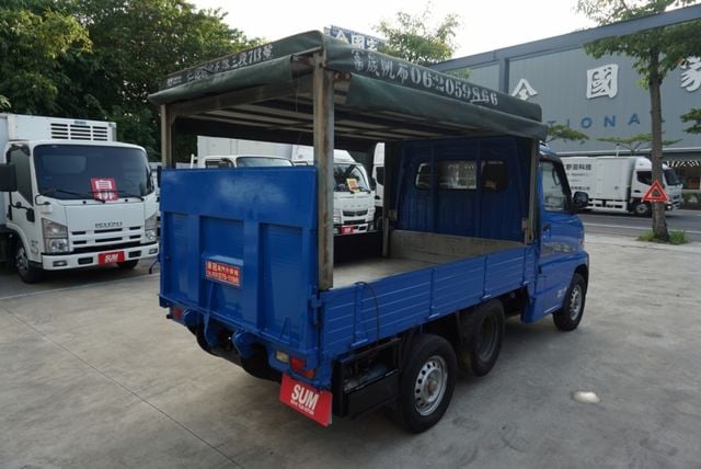 (附90公分尾門+布篷) 2012年 菱利貨車 / 全車水噹噹 . 零頭款.可全額貸款  第7張相片