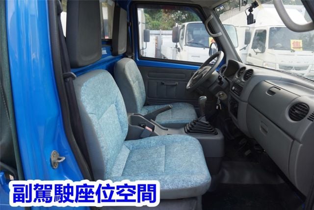 (附90公分尾門+布篷) 2012年 菱利貨車 / 全車水噹噹 . 零頭款.可全額貸款  第11張相片