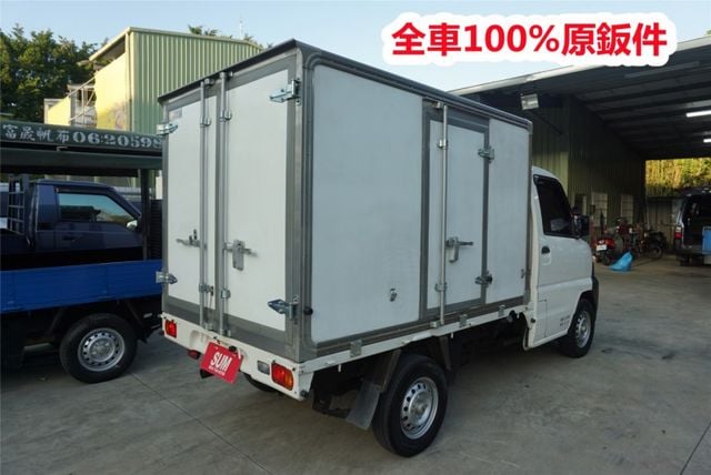(零下-15度.只跑1萬多) 2025年 菱利冷凍車/100%全車原鈑件. 零頭款.可全額貸款  第5張相片