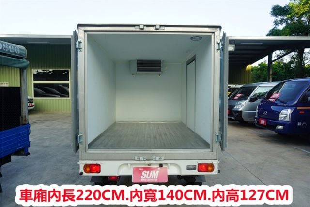 (零下-15度.只跑1萬多) 2025年 菱利冷凍車/100%全車原鈑件. 零頭款.可全額貸款  第9張相片