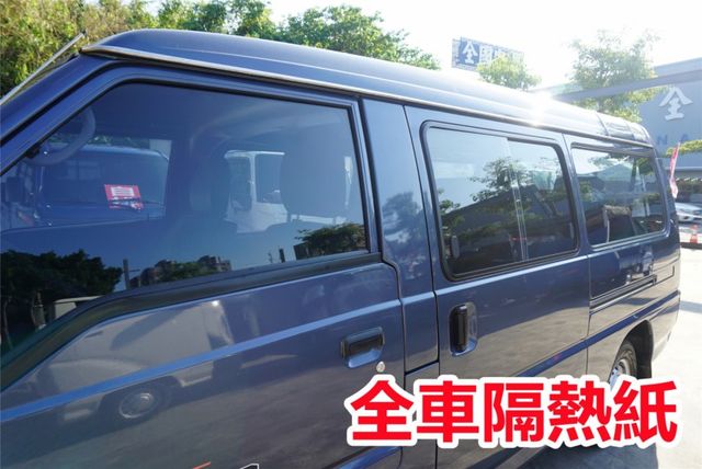 (8人座.稀有自排.只跑2萬多) 2023年 得利卡客貨兩用車 / 全車水噹噹. 零頭款.可全額貸款  第9張相片