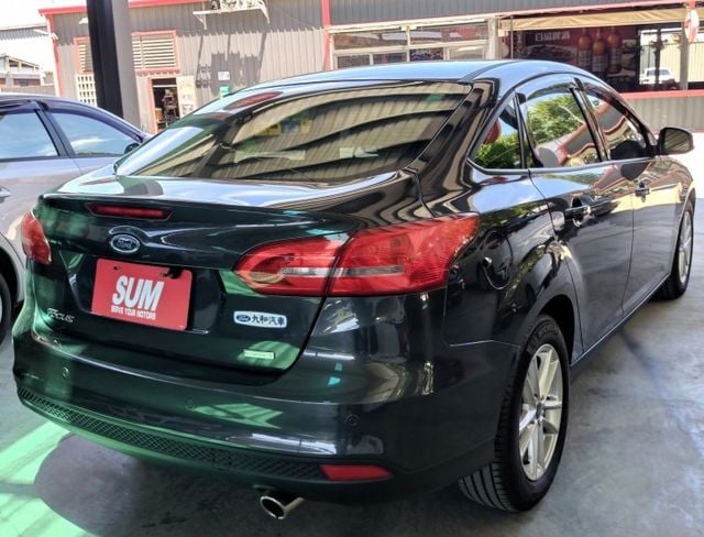 一手車EcoBoost 180 ! ABS、6安、循跡防滑、多功能方向盤、原廠保養只跑8萬多公里 !  第3張相片