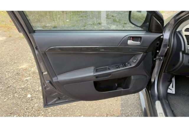 2013 Mitsubishi Lancer Fortis 1.8 經典型  第18張相片