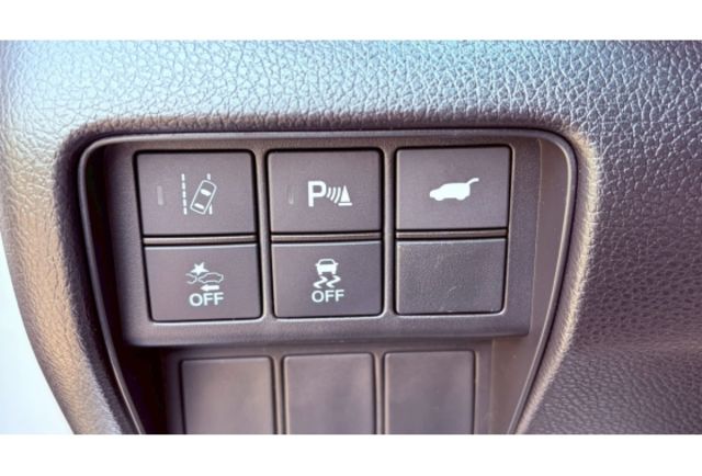 2020 Honda CR-V 1.5 S 銀色 全景視野天窗  第11張相片