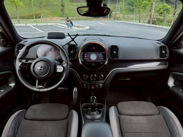 Countryman JCW ALL4  原鈑  JCW大馬力四輪驅動 性能在進化  第7張相片