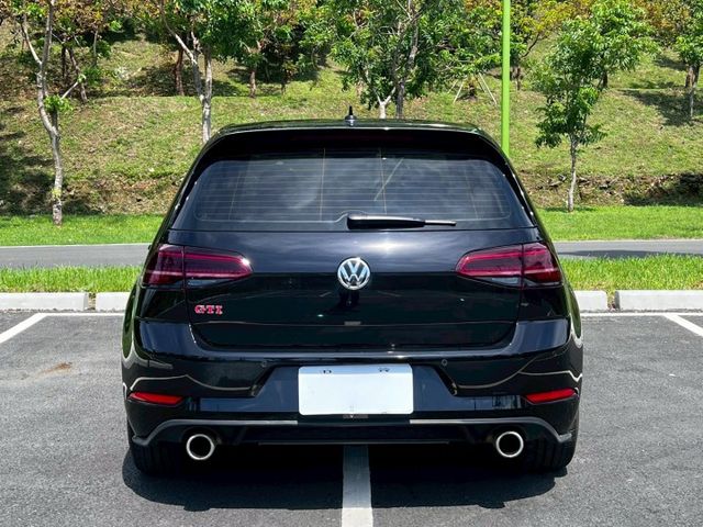Golf GTI (小P)  原鈑  19年式整套跟車系統 鋼砲經典，GTI 之名從未讓人失望  第4張相片