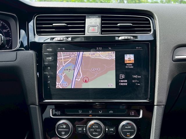 Golf GTI (小P)  原鈑  19年式整套跟車系統 鋼砲經典，GTI 之名從未讓人失望  第13張相片