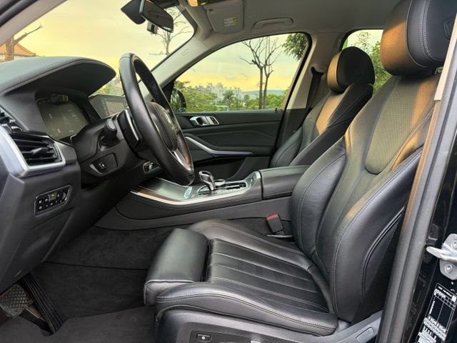 2020 X5 Xdrive25D 原鈑件 柴油大扭力 省油兼具超高配備  第13張相片