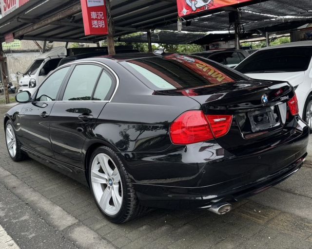 潔承汽車｜318d｜2.0｜柴油｜渦輪增壓｜電動天窗｜全車原鈑件｜只跑11萬｜認證車  第4張相片