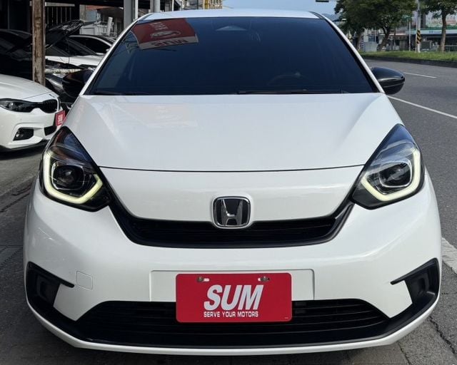 潔承汽車｜FIT｜1.5｜汽油版｜ACC跟車｜車偏警示｜Apple CarPlay ｜只跑7.8萬｜認證車  第1張相片