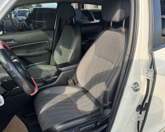 潔承汽車｜FIT｜1.5｜汽油版｜ACC跟車｜車偏警示｜Apple CarPlay ｜只跑7.8萬｜認證車  第11張相片