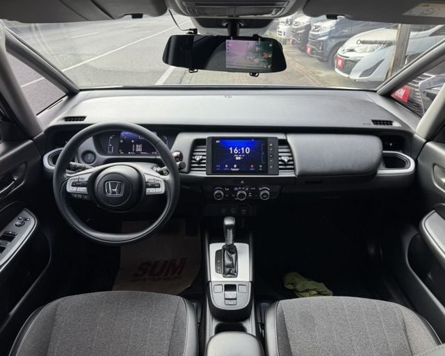 潔承汽車｜FIT｜1.5｜汽油版｜ACC跟車｜車偏警示｜Apple CarPlay ｜只跑7.8萬｜認證車  第13張相片