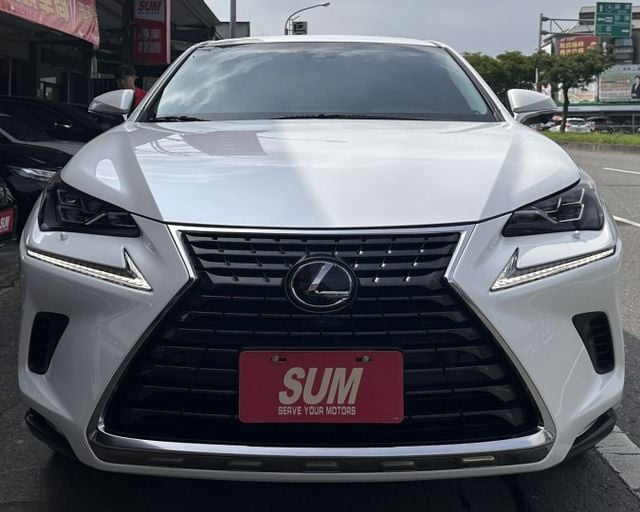 潔承汽車｜NX300｜2.0｜豪華版｜小改款｜安卓主機｜衛星導航｜盲點偵測｜ACC跟車｜只跑9.8萬｜認證車  第1張相片