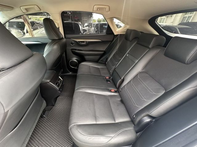 潔承汽車｜NX300｜2.0｜豪華版｜小改款｜安卓主機｜衛星導航｜盲點偵測｜ACC跟車｜只跑9.8萬｜認證車  第15張相片
