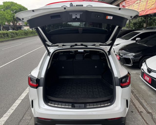 潔承汽車｜NX200｜2.0｜豪華版｜ACC跟車｜CarPlay｜環景系統｜僅跑4.8萬｜認證車  第17張相片