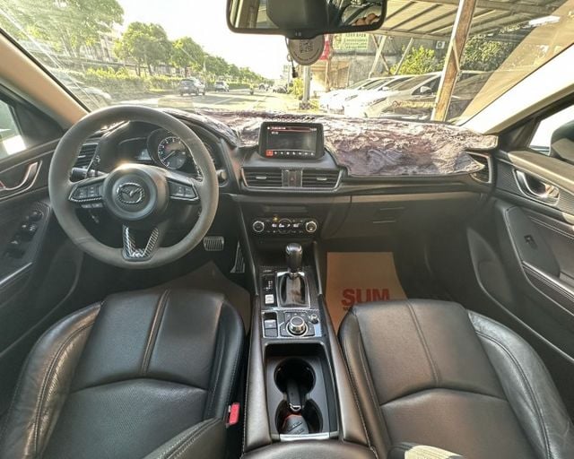 潔承汽車｜MAZDA 3｜2.0｜5D｜一鍵啟動｜衛星導航｜排氣管含閥門｜僅跑13.4萬｜認證車  第14張相片