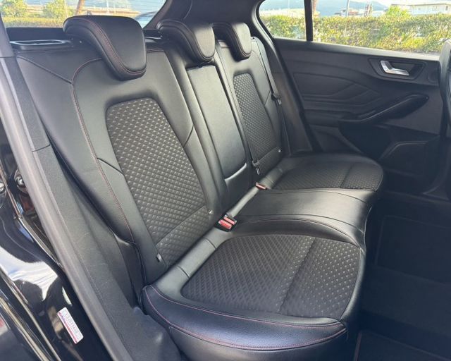 潔承汽車｜ Focus｜1.5｜ST-Line｜Lommel版｜B&O｜ACC跟車｜CarPlay｜僅跑9萬｜認證車  第15張相片