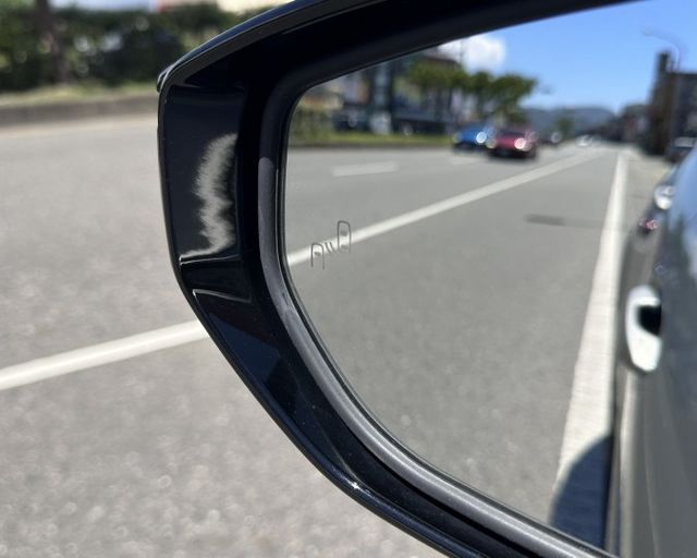 潔承汽車｜UX200｜2.0｜菁英Plus版｜I key免鑰｜LED頭燈｜ACC跟車｜僅跑8萬5｜認證車  第13張相片