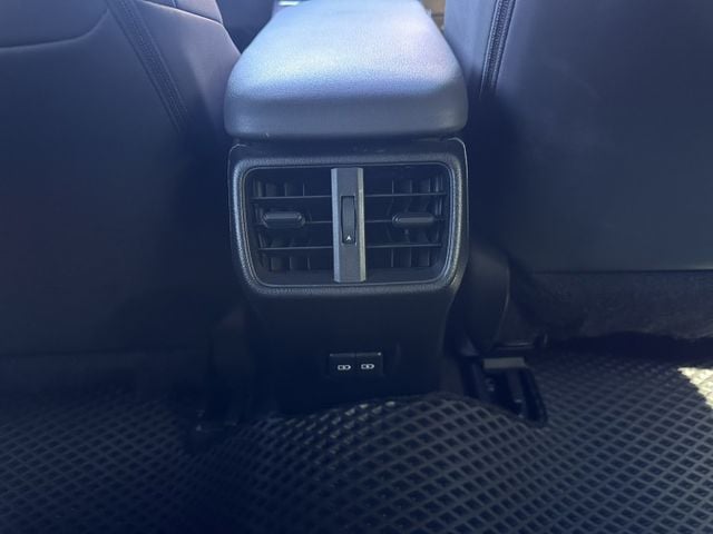 潔承汽車｜UX200｜2.0｜菁英Plus版｜I key免鑰｜LED頭燈｜ACC跟車｜僅跑8萬5｜認證車  第17張相片