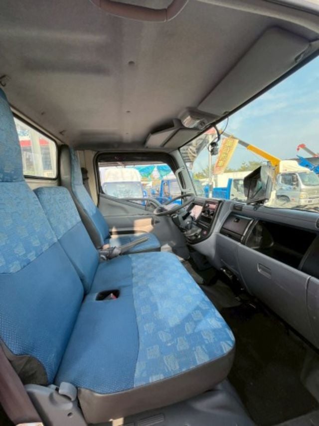 2012年 中華 監達 CANTER 14.5呎貨車  第6張相片