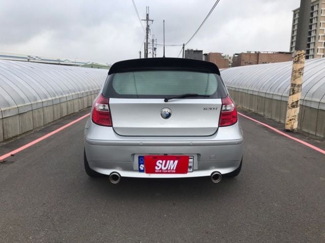 1 SERIES HATCHBACK E87  第5張相片
