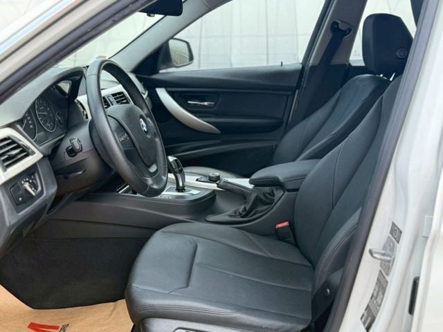 3 SERIES SEDAN F30  第10張相片