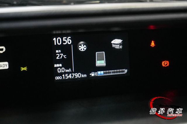 兼具省油、安靜與順暢駕馭感受，對抗高油價，省油神車，都會通勤首選  第16張相片