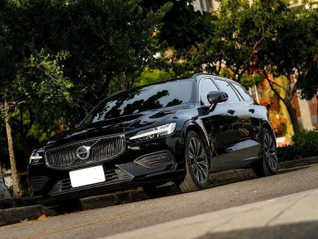 VOLVO富豪 V60  第1張相片