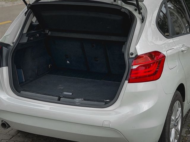 BMW寶馬 218D  第10張相片