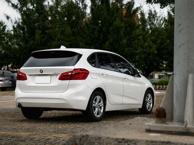 BMW寶馬 218D  第11張相片