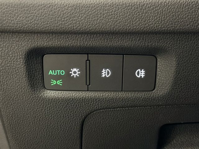 SKODA司科達 OCTAVIA COMBI  第16張相片