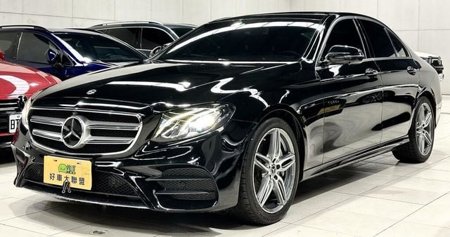 M-BENZ賓士 E300  第1張相片