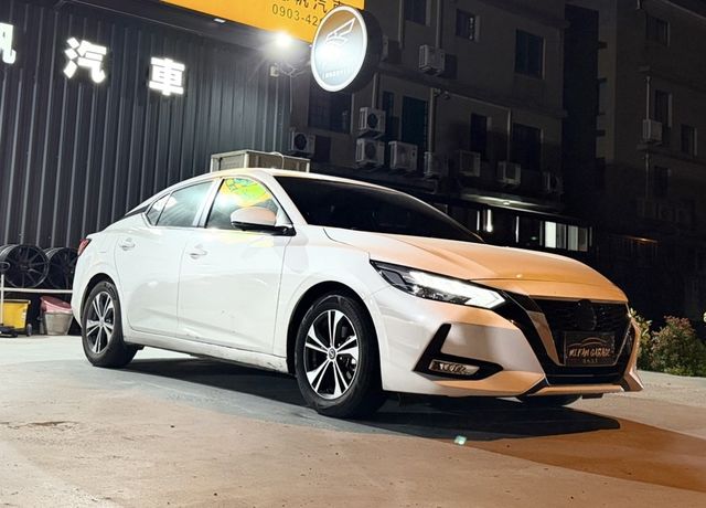 NISSAN日產 SENTRA  第6張相片