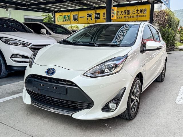 TOYOTA豐田 PRIUS C  第1張相片