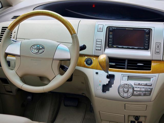 TOYOTA豐田 PREVIA  第5張相片
