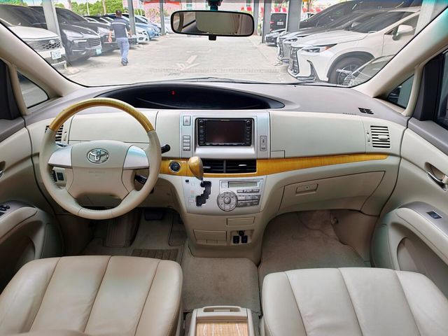 TOYOTA豐田 PREVIA  第15張相片
